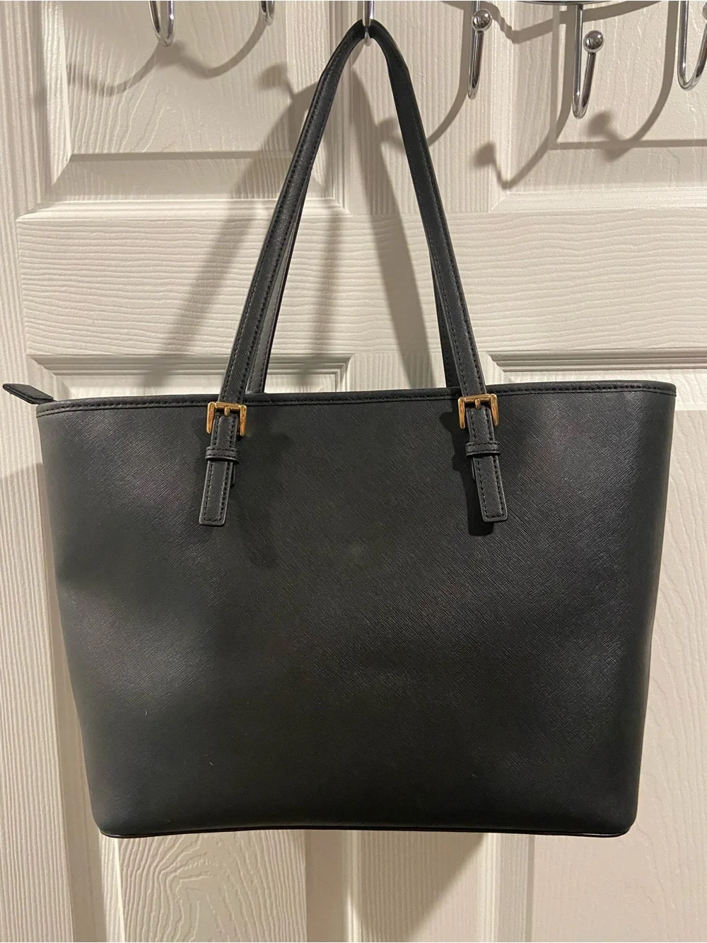 🖤 Michael Kors Saffiano Leather Tote - Black 🖤
